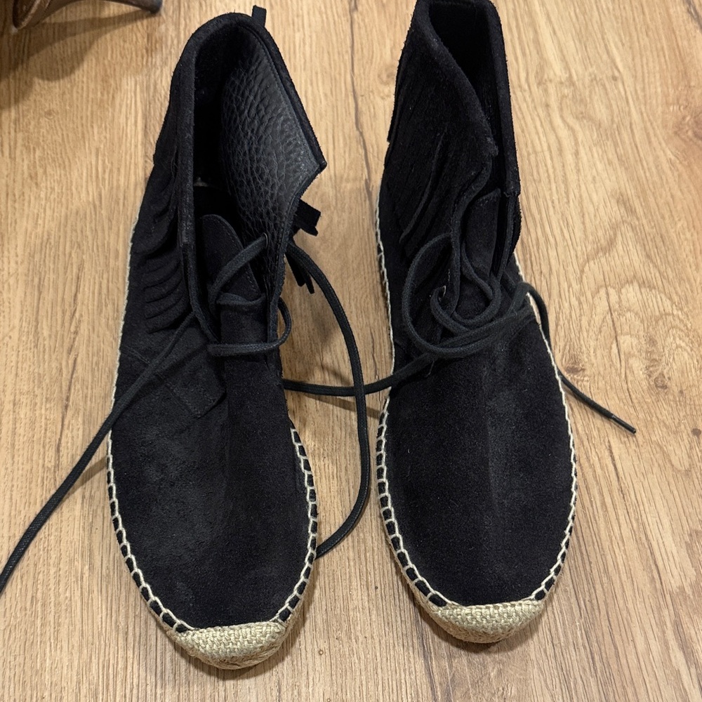 Saint Laurent Black Suede Sneakers
